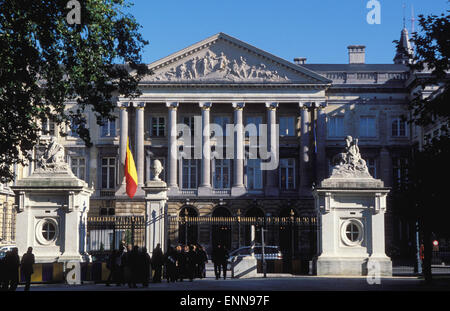 BEL, Belgique, Bruxelles, Palais de la Nation à la Rue de loi. BEL, Belgien, Bruessel, Palais de la Nation à der Rue de Li Banque D'Images