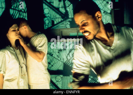 Cube, Kanada 1997, Regie : Vincenzo Natali, acteurs : Nicole de Boer, Andrew Miller, Maurice Dean Wint Banque D'Images