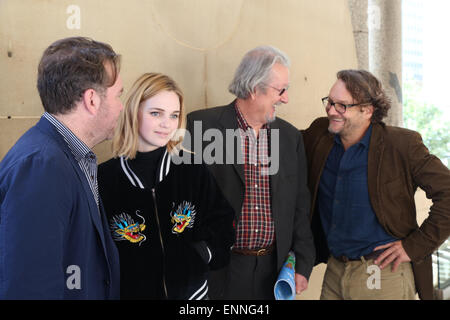 L-R : scénariste/réalisateur Brendan Cowell, Odessa, jeune actrice acteur Michael Caton, Directeur Jeremy Sims. Banque D'Images