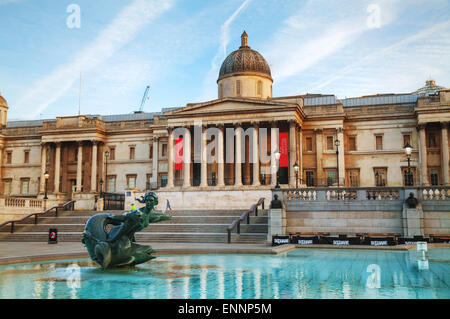Londres - le 12 avril : National Gallery à Trafalgar square le 12 avril 2015 à Londres, au Royaume-Uni. Fondée en 1824. Banque D'Images
