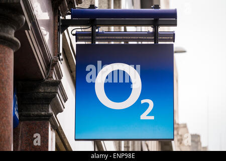 O2 Mobile Phone Shop Sign Banque D'Images