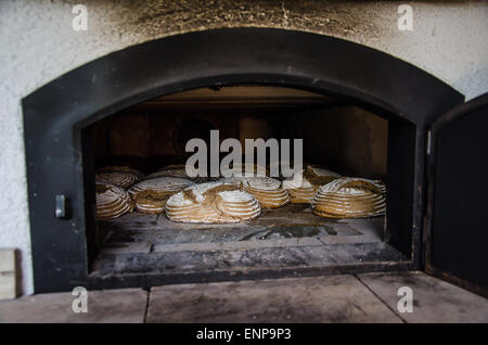 Du pain de seigle au levain fait maison est vraiment nutritif. Banque D'Images