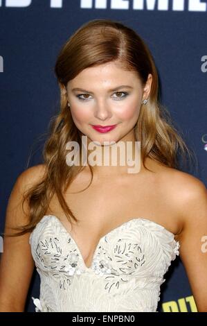 Stefanie Scott Pitch Perfect 2 Première Mondiale 08/05/2015 Los Angeles Banque D'Images