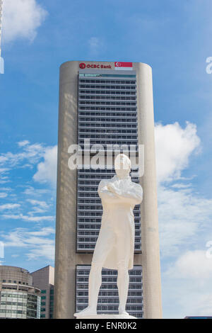 Statue de Stamford Raffles à Singapour. Banque D'Images