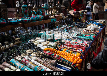 Des marchands de souvenirs dans la ville historique de Durbar Square à Patan, Katmandou, Népal Banque D'Images