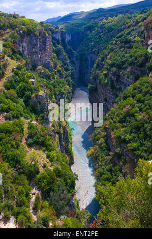 L'Osum Gorge, près de Berat, Albanie Banque D'Images