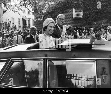 Tournée aux USA. La Reine et le duc d'Édimbourg à Harlem, New York. 12 juillet 1976. Banque D'Images