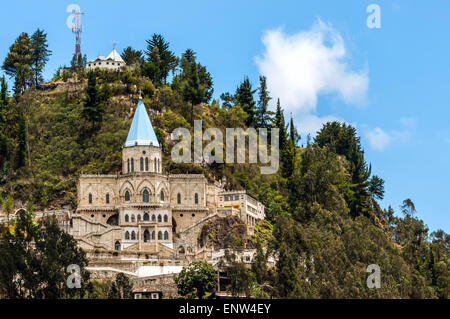 La célèbre Biblian Santuario de la Virgen del Rocio sur la façon d'Ingapirca, Ruines de l'Equateur, province de Azuay hautes terres andines, de sorte Banque D'Images