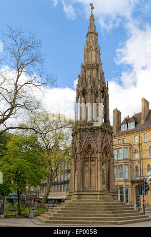 Les Martyrs' Memorial est un monument en pierre debout à l'intersection de St Giles, Rue de la Madeleine et de la rue Beaumont, Oxford. Banque D'Images