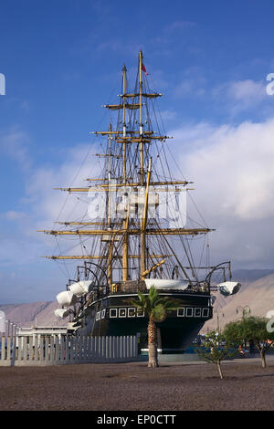 Réplique de la corvette à vapeur chilien nommé Esmeralda qui a été ouvert comme un musée en 2011 à Iquique, Chili Banque D'Images