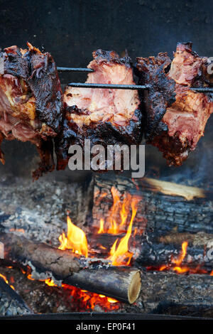 Poêlée de jambon sur feu ouvert Banque D'Images