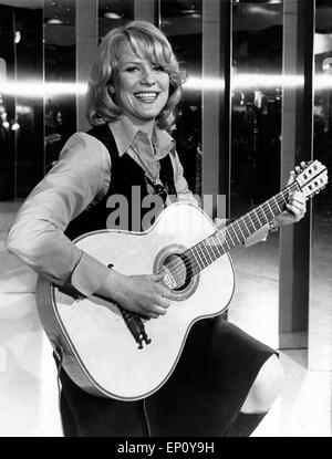 Deutsche Kabarettistin, Schauspielerin und Sängerin Lisa Fitz, Deutschland, Anfang 1980 er Jahre. Artiste de cabaret allemand, actr Banque D'Images