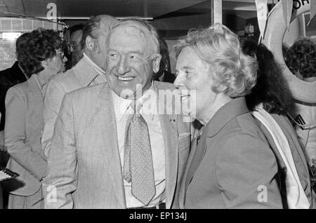 Deutsche Volksschauspielerin Heidi Kabel feiert ihren 65. Geburtstag An Bord des Schiffes-HADAG 'St. Pauli à Hambourg, histoire de l' Banque D'Images