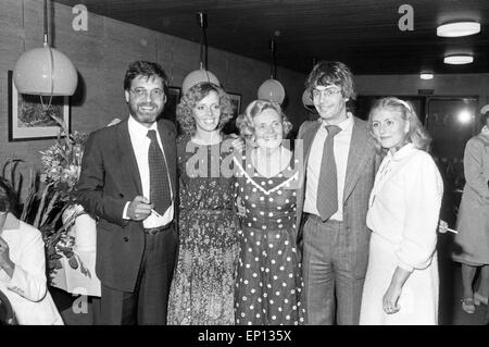 Deutsche Volksschauspielerin Heidi Kabel feiert ihren 65. Geburtstag An Bord des Schiffes-HADAG 'St. Pauli à Hambourg, histoire de l' Banque D'Images