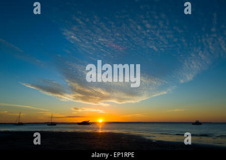 Coucher du soleil, Fraser Island, Queensland, Queensland, Australie Banque D'Images