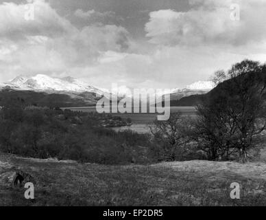 Vue sur le Loch Lomond, à au nord de la partie inférieure de Beinn Bhreac 22 Février 1951 Banque D'Images