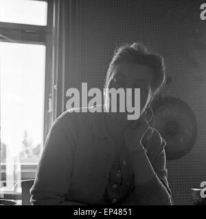 Deutsche Schauspielerin Marianne Hoppe dans Hamburg, Deutschland 1950 er Jahre. L'actrice allemande Marianne Hoppe à Hambourg, Germa Banque D'Images