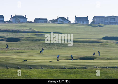 Newquay Golf Club photographié à partir de la pointe Road à Newquay, une station balnéaire populaire/surfer resort de North Cornwall, Angleterre. Sunny Banque D'Images