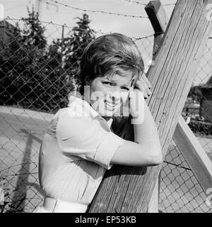 Deutsche Schauspielerin Katrin Schaake, Deutschland 1960 er Jahre. L'actrice allemande Katrin Schaake, l'Allemagne des années 1960. Banque D'Images