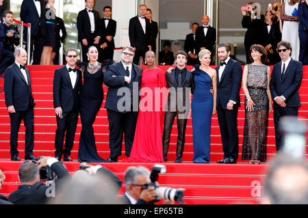 Pierre Lescure, Ethan Coen, Rossy de Palma, Guillermo del Toro, Rokia Traore, Xavier Dolan, Sienna Miller, Jake Gyllenhaal, Sophie Marceau et Joel Coen participant à la soirée d'ouverture avec la première de 'la tete haute / Standing Tall' à la 68e Festival de Cannes le 13 mai, 2015 Banque D'Images