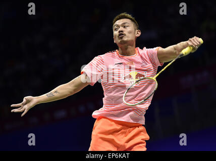 Dongguan, la province chinoise du Guangdong. 14 mai, 2015. Lin Dan de la concurrence de la Chine au cours de la finale contre Marc Zwiebler de l'Allemagne à 2015 Sudirman Cup Championnats du monde BWF Équipe mixte à Dongguan, Province du Guangdong en Chine du sud, le 14 mai 2015. Credit : Liang Xu/Xinhua/Alamy Live News Banque D'Images