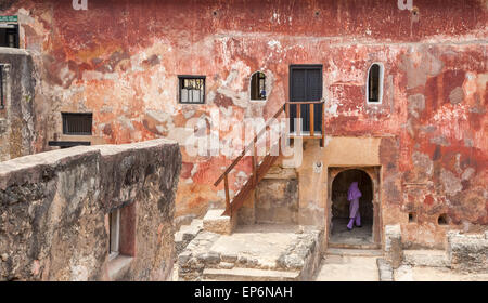 Ruines de l'historique Fort Jesus à Mombasa, au Kenya Banque D'Images