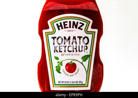 Un récipient de Squeeze le ketchup Heinz Banque D'Images