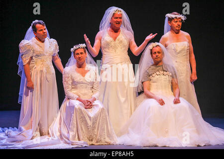 Durham, North Carolina, USA. 8 mai, 2015. Les enfants dans le hall est une comédie canadienne groupe formé en 1984, composé de comédiens Dave Foley, Kevin McDonald, Bruce McCulloch, Mark McKinney, et Scott Thompson. © Andy Martin Jr./ZUMA/Alamy Fil Live News Banque D'Images