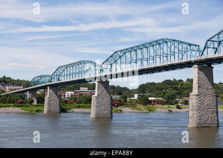 Le Walnut Street Bridge sur la rivière Tennessee Banque D'Images