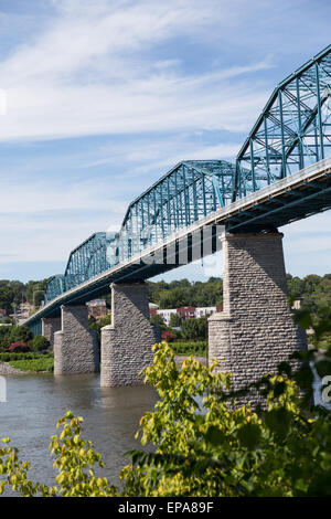 Le Walnut Street Bridge sur la rivière Tennessee Banque D'Images