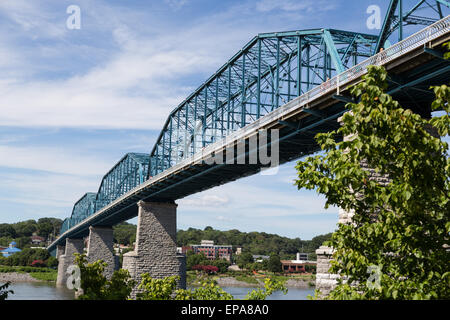 Le Walnut Street Bridge sur la rivière Tennessee Banque D'Images