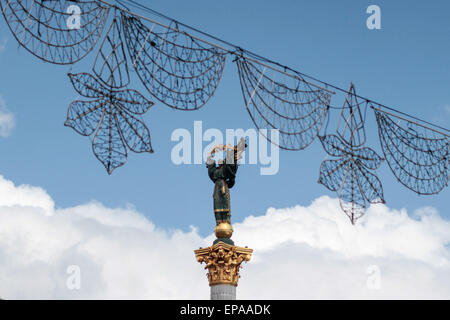 Kiev, Ukraine. 15 mai, 2015. Stella l'indépendance. © Nazar Furyk/ZUMA/ZUMAPRESS.com/Alamy fil Live News Banque D'Images