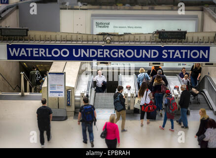 La gare de Waterloo (Londres, mai,2015, le centre de Londres Londres et terminus ferroviaire complexe souterrain, Banque D'Images