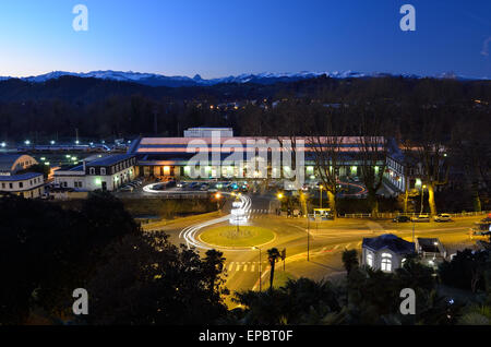 Vue de la nuit de Pau Banque D'Images