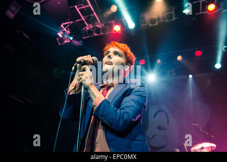 My Chemical Romance ancien chanteur Gerard Way sur sa première tournée solo effectuant au KOKO à Londres avec : Gerard Way, où : London, Royaume-Uni Quand : 10 novembre 2014 Source : WENN.com Banque D'Images