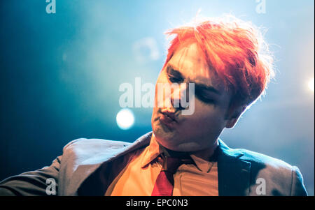 My Chemical Romance ancien chanteur Gerard Way sur sa première tournée solo effectuant au KOKO à Londres avec : Gerard Way, où : London, Royaume-Uni Quand : 10 novembre 2014 Source : WENN.com Banque D'Images