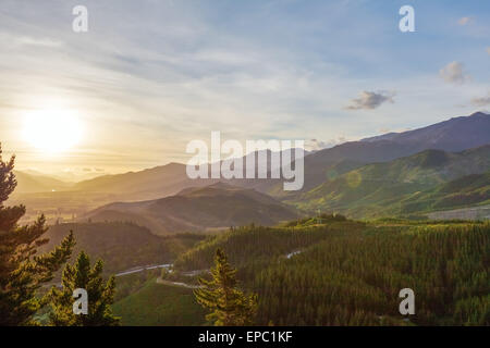 Green Hills de Canterbury près de Hanmer Springs, South Island, New Zealand Banque D'Images