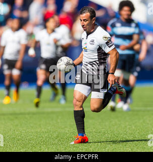 Cardiff, Pays de Galles. 16 mai, 2015. Guinness Pro12. Cardiff Blues versus zèbre. La Zèbre Luciano Orquera coups à venir. Credit : Action Plus Sport/Alamy Live News Banque D'Images