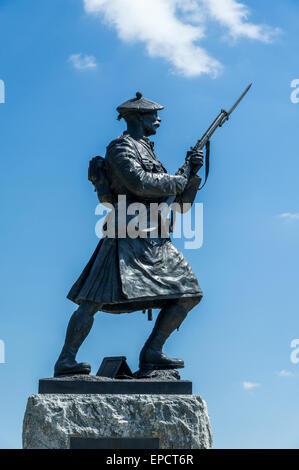 Le Black Watch Regiment Monument commémoratif du Black Watch coin près de cimetière militaire allemand de Langemark Banque D'Images