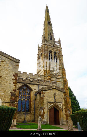 L'église St Mary Rushden Northamptonshire UK Banque D'Images