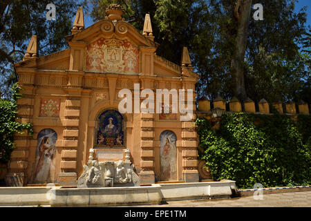 Monument fontaine de Catalina de Ribera dans le jardins de Jardins Murillo Seville Espagne Banque D'Images