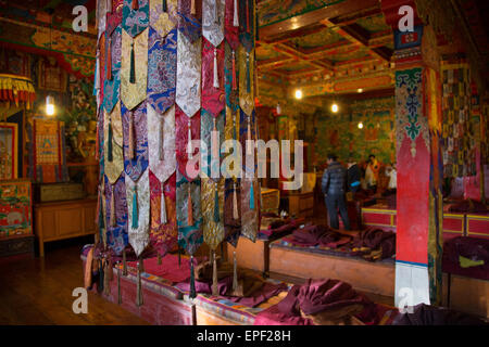 Détail de l'intérieur de monastère bouddhiste à Tengboche, dans l'Himalaya au Népal Banque D'Images