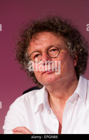 Torino, Italie, 18 mai 2015. L'écrivain allemand Ingo Schulze parle de l'histoire allemande à la Foire internationale du livre de Turin. Banque D'Images