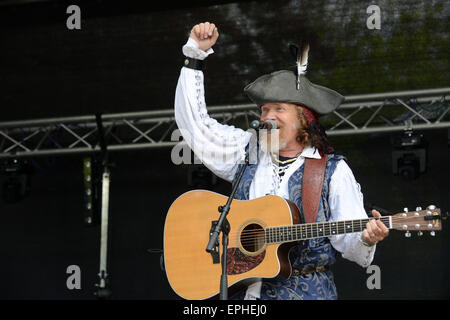 Tom Mason & Blue Dart Boucaniers Music Festival à Dartmouth Devon Uk 2015 Banque D'Images