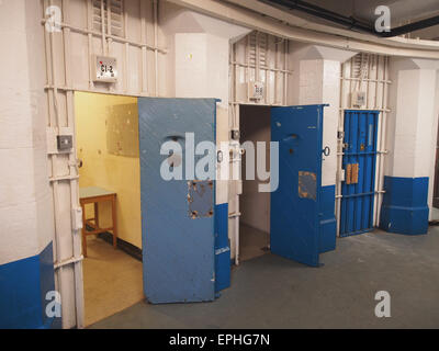 Une rangée de cellules à l'intérieur de la prison de Lancaster, une partie du château dans la ville de Lancaster, Angleterre. Banque D'Images