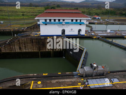 Panama, province de Panama, Panama City, Miraflores Locks dans le canal de Panama Banque D'Images