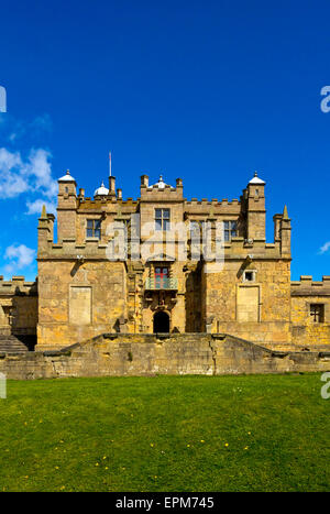 Le petit château au château de Bolsover dans le Derbyshire, Angleterre Royaume-uni un bâtiment classé grade 1 en charge de l'English Heritage Banque D'Images