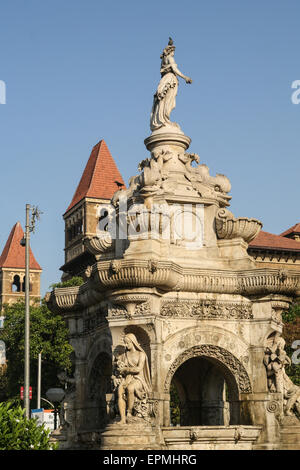 Fontaine Flora se situe à une intersection en cinq points occupés au cœur du Fort. Fort area de Mumbai/Bombay, Banque D'Images