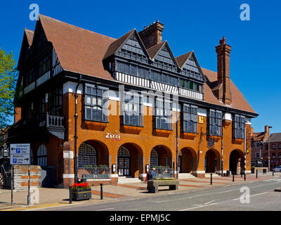 Café Ossington Palace à Newark on Trent Nottinghamshire England UK construit 1882 pour tenter les agriculteurs locaux loin de maisons publiques Banque D'Images