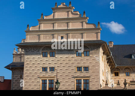 Le palais Schwarzenberg à la place du Château près du Château de Prague - c'est l'un des plus imposants bâtiments de la Renaissance en P Banque D'Images